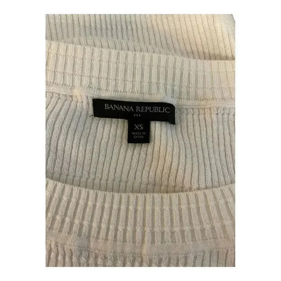 Banana Republic Women’s XS Ivory Long Sleeved Crewneck Pullover Sweater - Picture 4 of 4